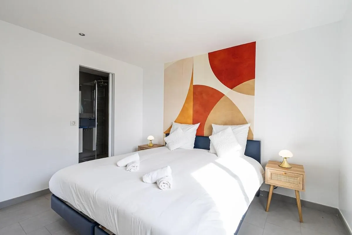 Stunning Apartment With Sea Front Terrace Saint-Laurent-du-Var 0*,