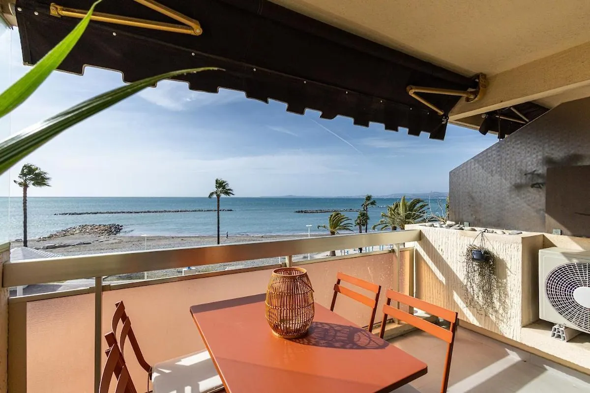 Stunning Apartment With Sea Front Terrace Saint-Laurent-du-Var France